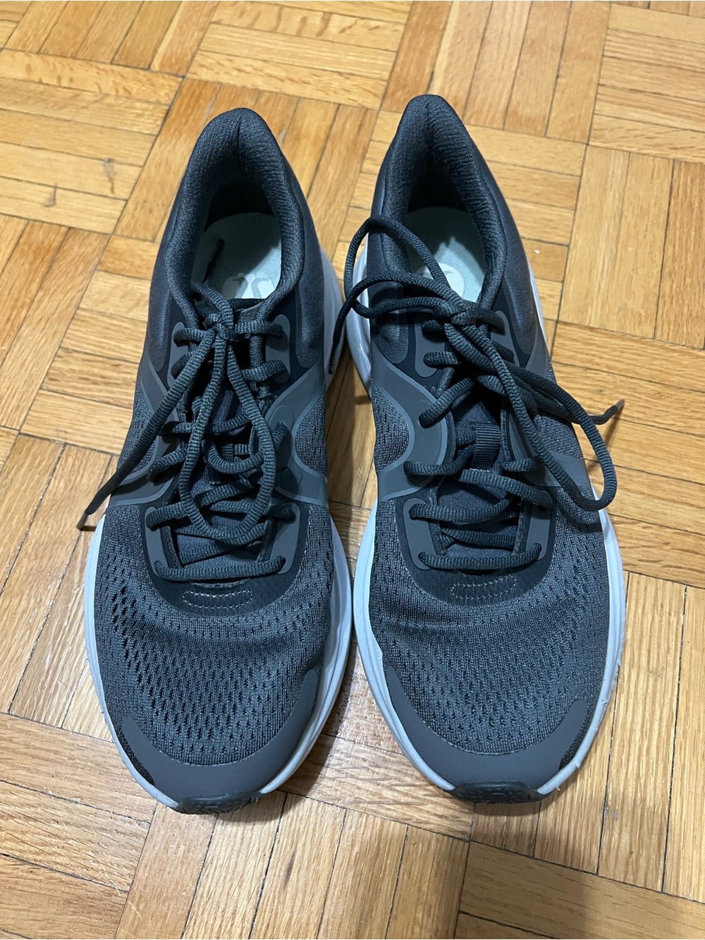 Lululemon workout shoe
